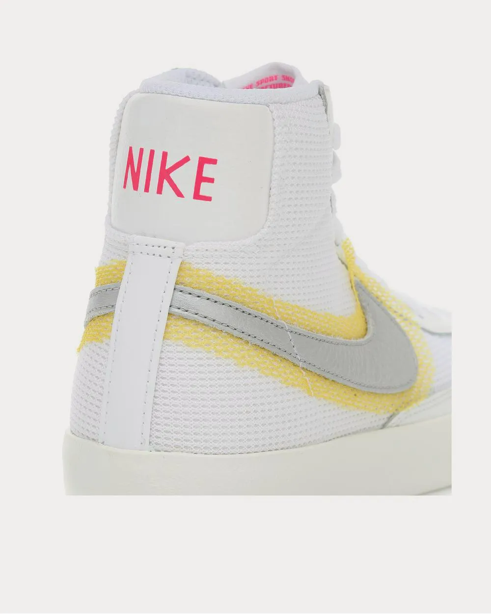Blazer Mid '77 White High Top Sneakers
