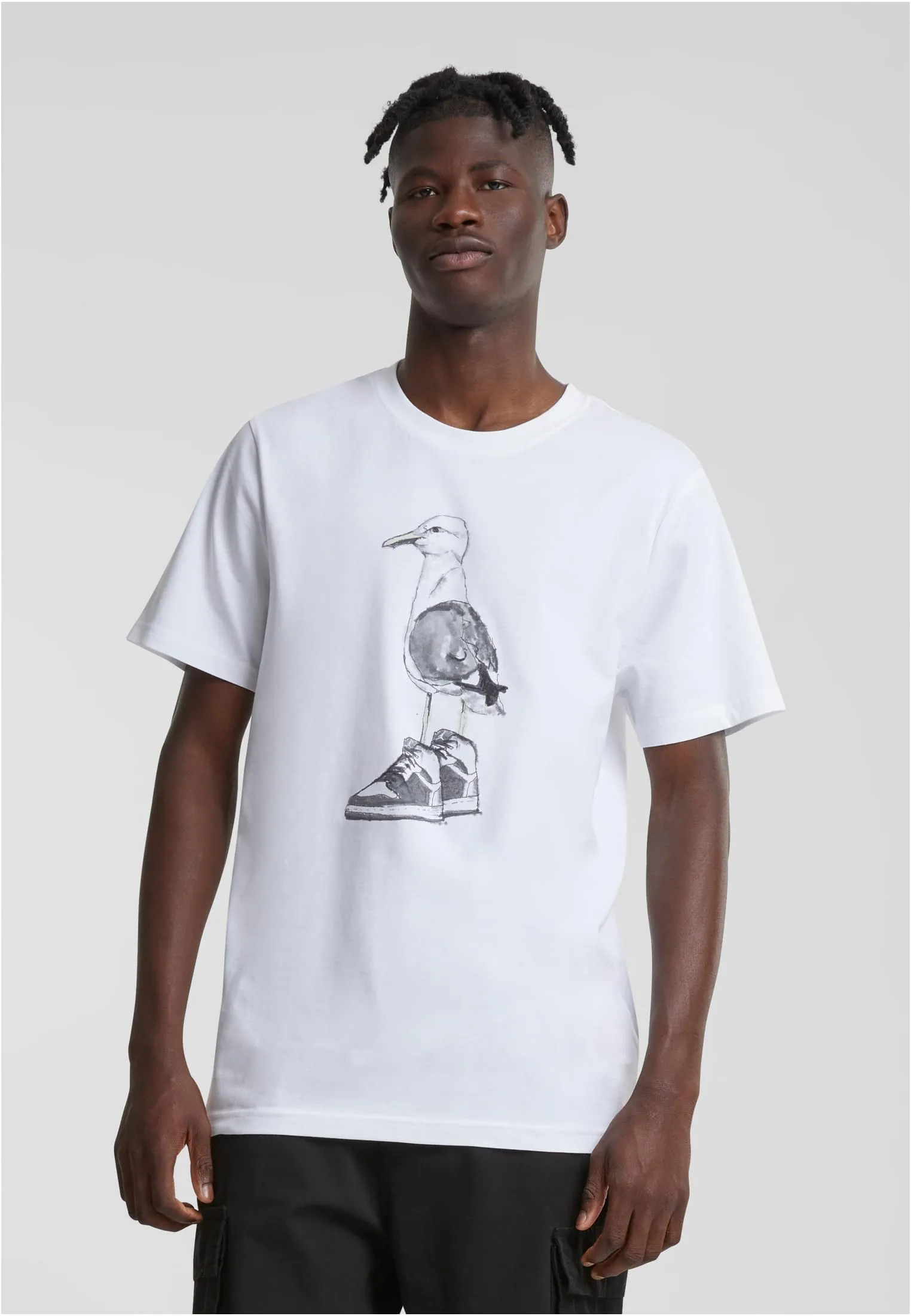MT Seagull Sneakers Tee