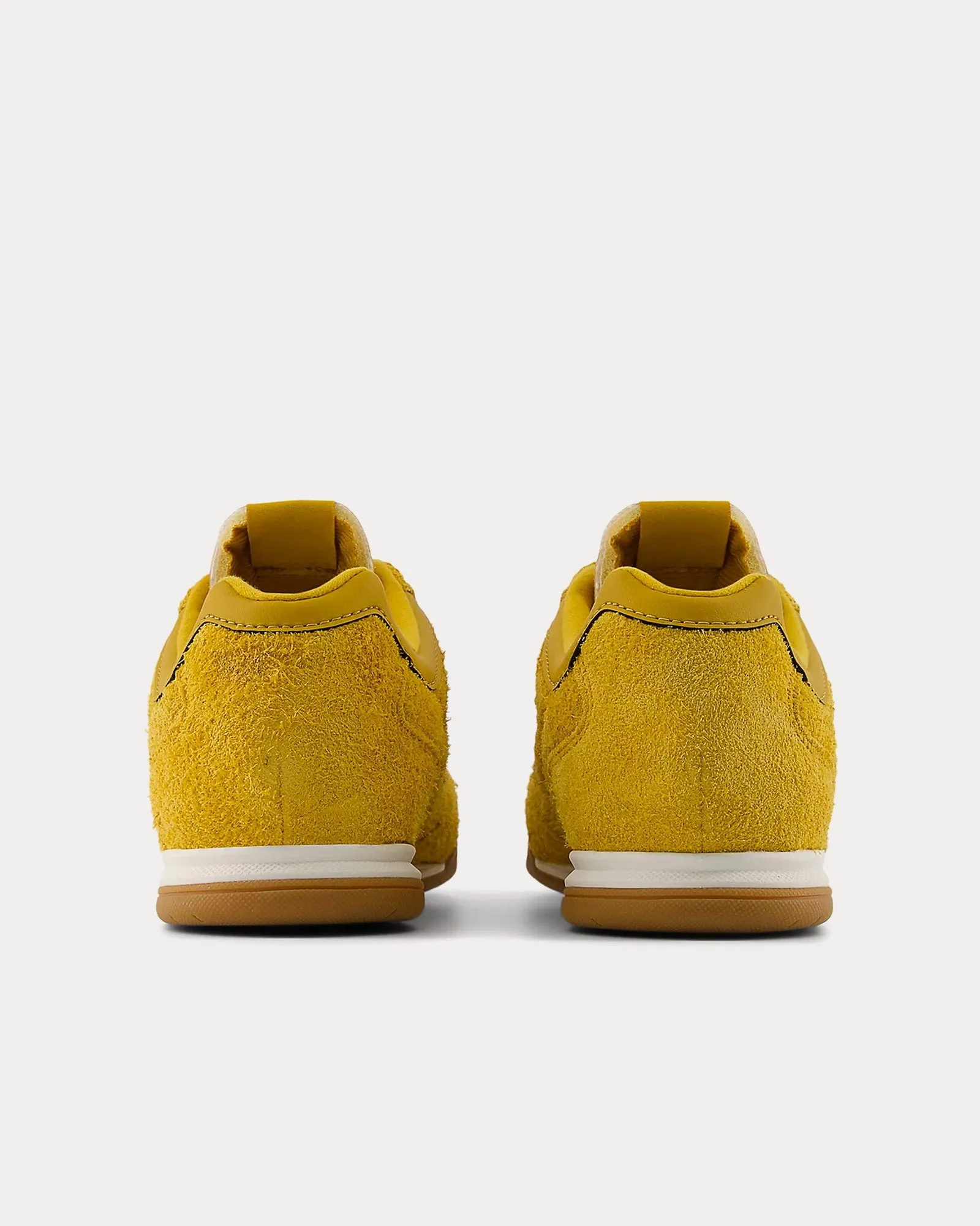 RC42 Butterscotch / Rich Oak Low Top Sneakers