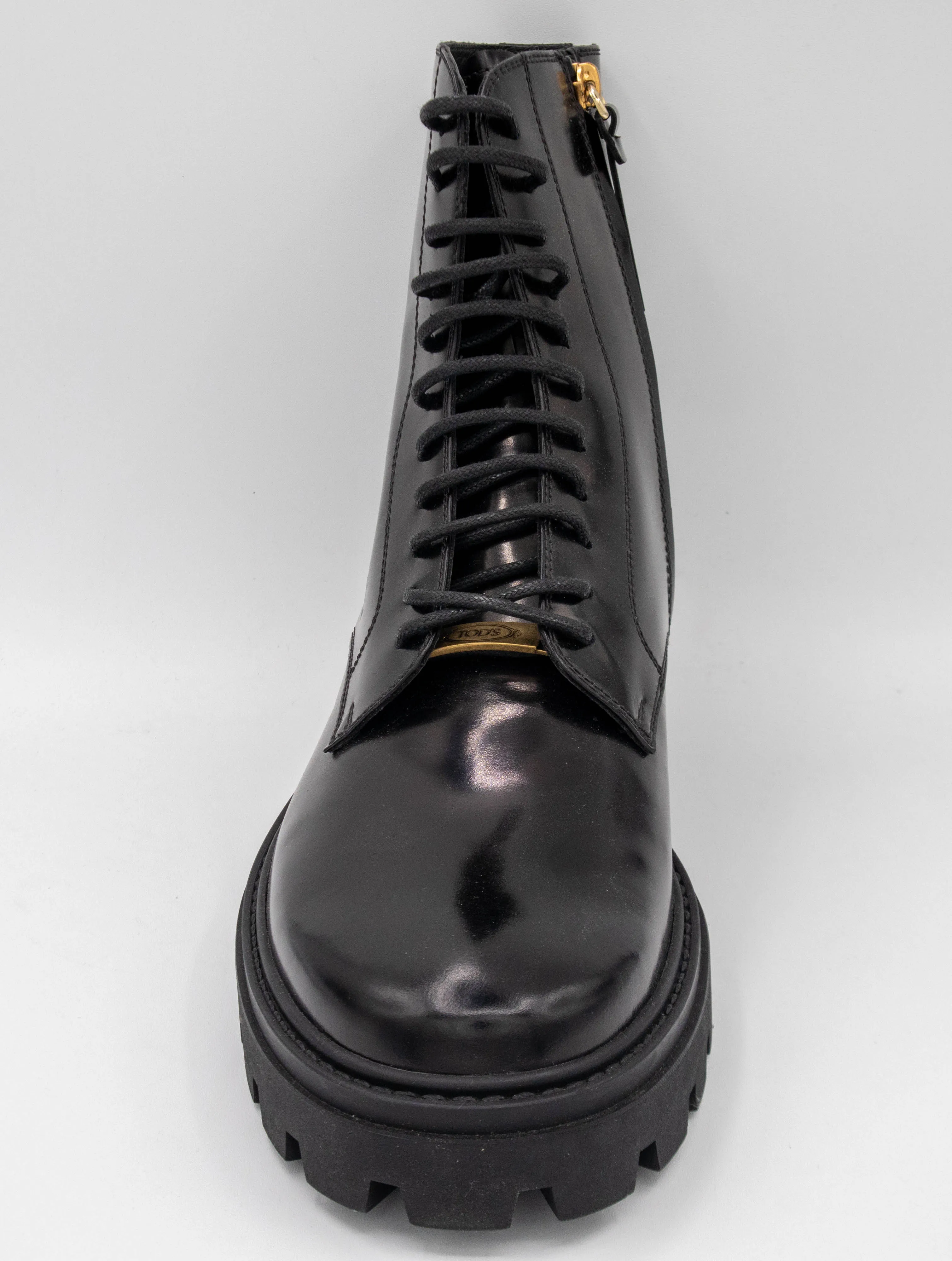 Tods Mens Leather Lace Up Boots in Black