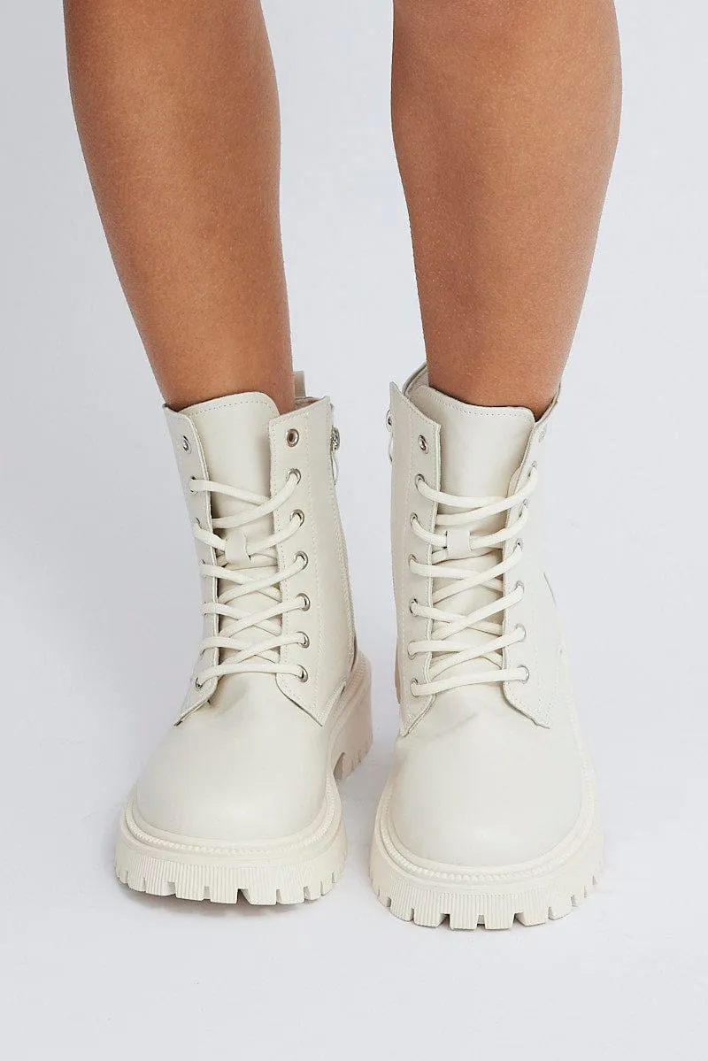 White Boots Chunky Lace up